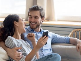 لغات الحب الخمس.. السر وراء علاقة أكثر دفئًا واستقرارًا