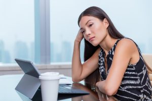 كيف ترفض طلبات مديرك دون توتر؟ 7 طرق ذكية للتعامل مع المهام الإضافية