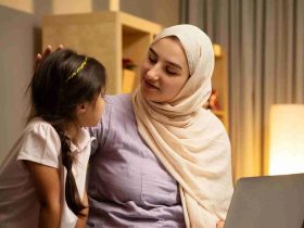 قبل أن تتكلم.. استمع: كيف تبني جسور التواصل مع طفلك المراهق؟