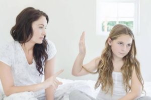 صراع الأجيال.. لماذا تتسع الفجوة الثقافية بين الآباء والأبناء؟