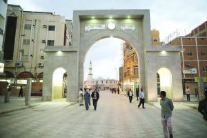 باب الحزم بالطائف.. بوابة تاريخية تقودك إلى قلب المدينة القديمة
