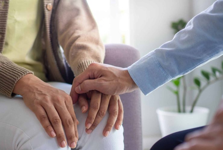 رحلة التعافي والالتزام العلاجي.. كيف ندعم المريض النفسي لاستدامة الشفاء؟