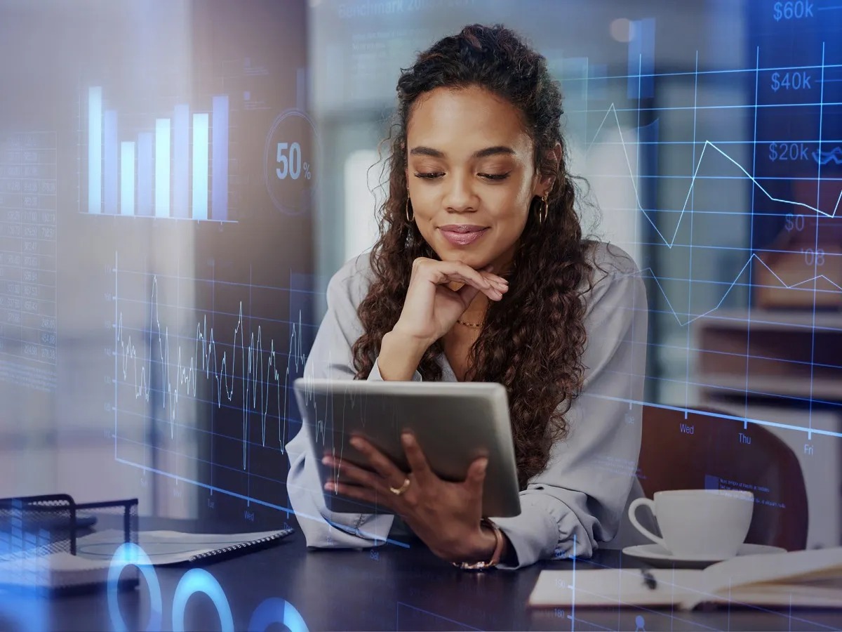 الإنتاجية الرقمية.. كيف تعيد التكنولوجيا تشكيل كفاءة العمل في ؟