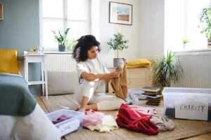 الحياة البسيطة.. كيف تتخلص من الفوضى وتستعيد هدوءك وتركيزك؟