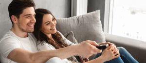 كيف تعرفين الرجل الناضج عاطفياً؟ 10 علامات تكشف استعداده لعلاقة صحية
