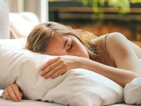طريقة نومك قد تكون مفتاحًا لصحتك.. دراسة ترصد مخاطر الأمراض
