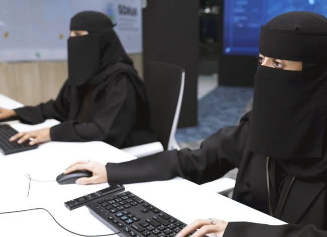 المرأة السعودية في القطاع غير الربحي.. حضور متنامٍ يصنع أثرًا في ظل رؤية 2030