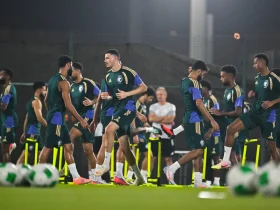 السعودية وقطر.. مواجهة نارية لحسم بطاقة التأهل إلى نهائي «كأس الخليج»