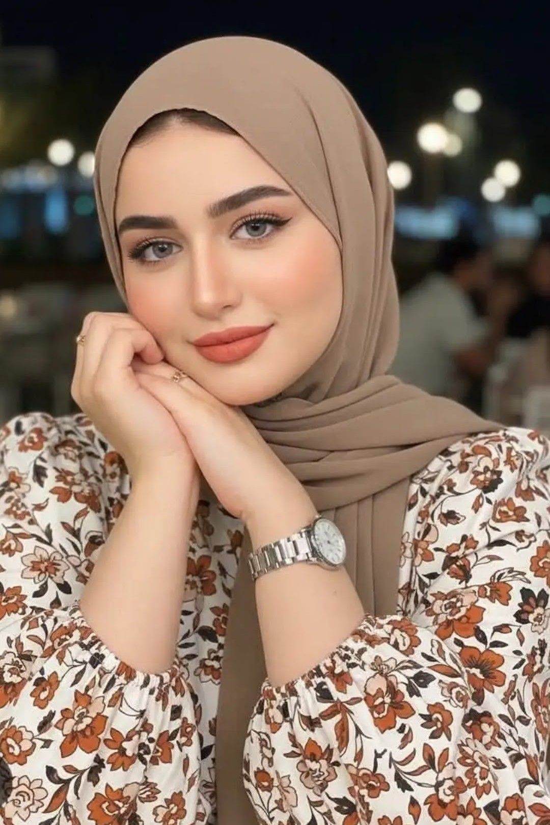 إشراقة طبيعية.. كيف تبرزين جمالكِ وتتألقين دون مكياج؟