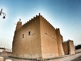 مسجد الخريزة بعنيزة.. شواهد الطين وعبق التاريخ التليد