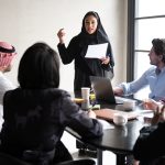 إدارة المشاعر في بيئة العمل.. مفتاح القيادة الذكية والناجحة