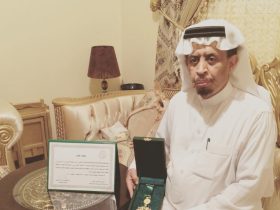 ناصر عبد العزيز الميمون..سيرة "عميد الخطاطين السعوديين" وأيقونة الحرف العربي