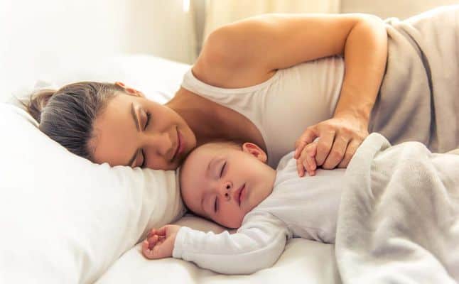 النوم بعد الولادة القيصرية