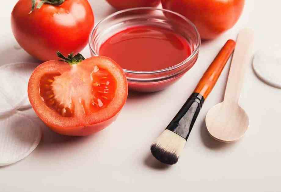 فوائد ماسكات الطماطم للبشرة .. وصفات سهلة لإزالة الرؤوس السوداء