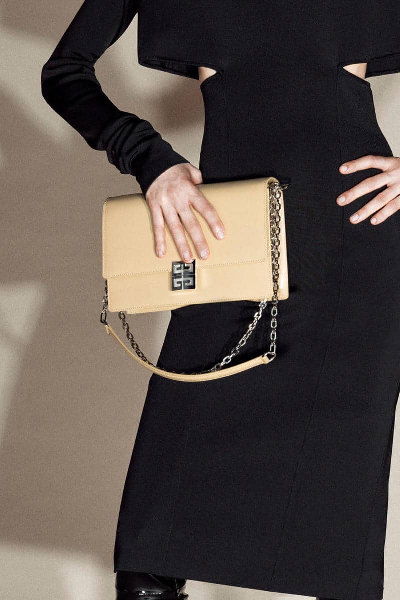 حقيبة من توقيع جيفنشي Givenchy