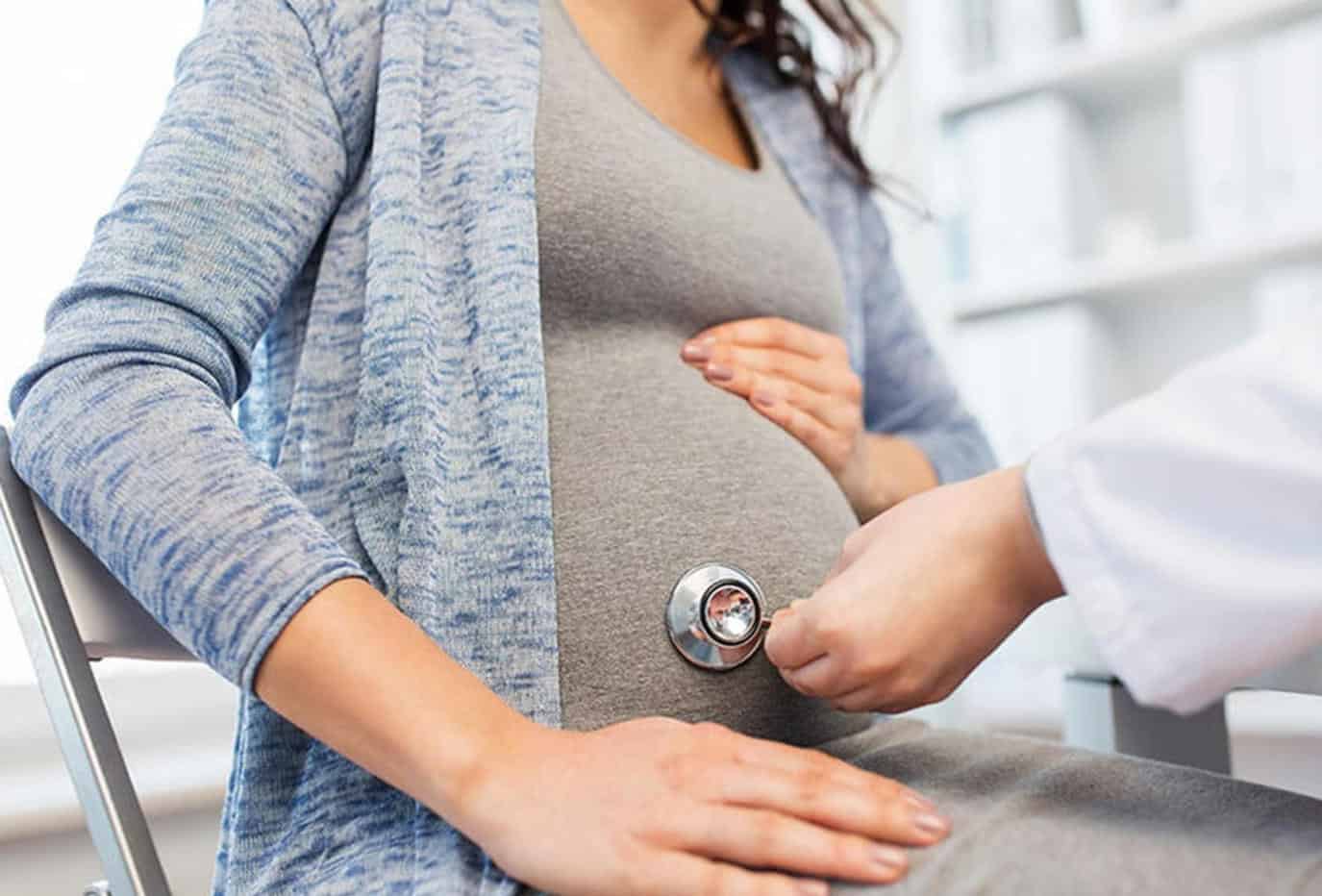مخاطر حمل الأشياء الثقيلة للحامل. .. هل يسبب الإجهاض؟