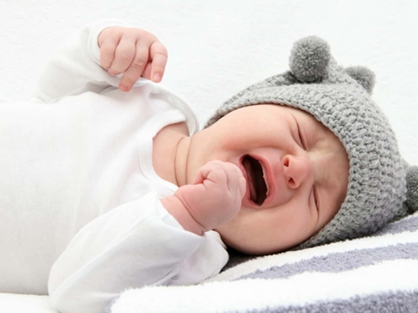 طرق علاج المغص للأطفال الرضع 