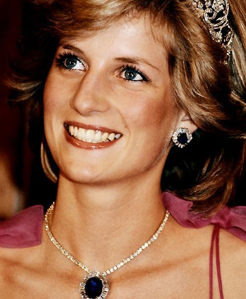 مجوهرات الأميرة ديانا الملكية المرصعة بالياقوت