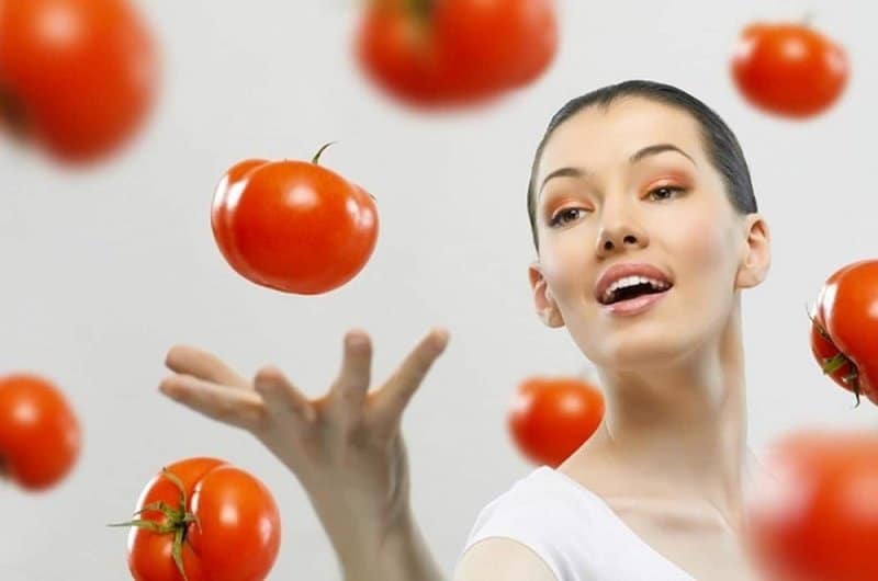 فوائد الطماطم الصحية للمرأة
