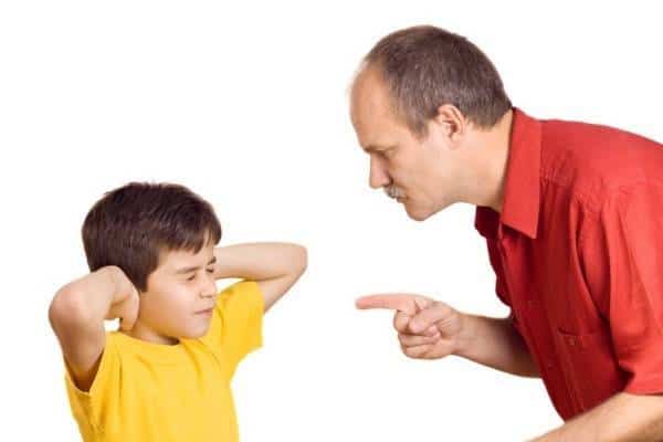طرق التعامل مع الأب العصبي وكيفية تجنبه وقت الغضب