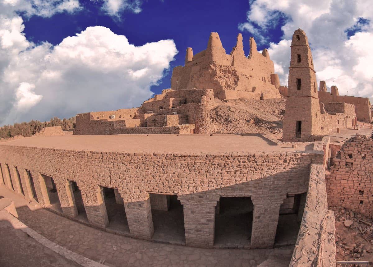 قلعة مارد التاريخية بالمملكة .. عاصمة لممالك وحضارات عربية قديمة