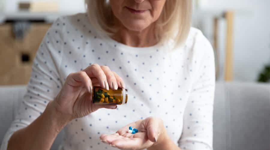فيتامينات للنساء في سن الأربعين لا غنى عنها