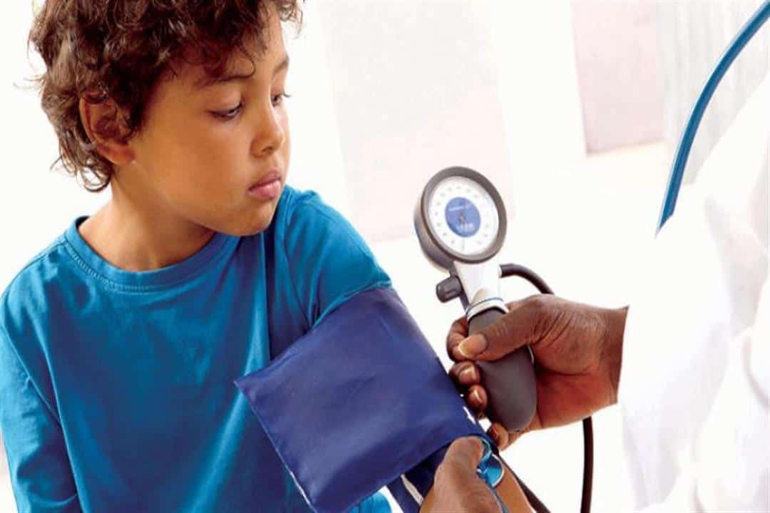 ضغط الدم عند الأطفال .. ما هي القراءات الطبيعية وأسباب ارتفاعه