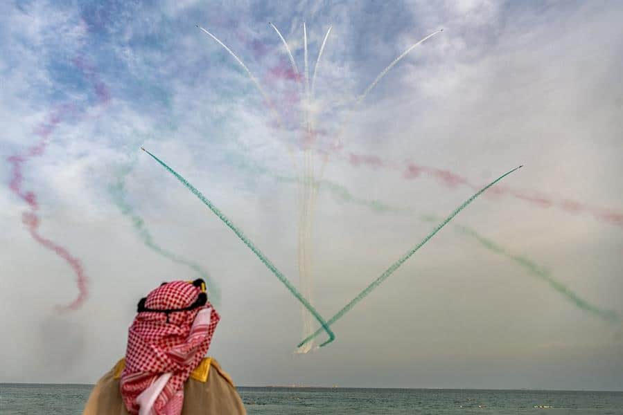 صقور السعودية تزين سماء المملكة احتفالًا بذكرى يوم التأسيس