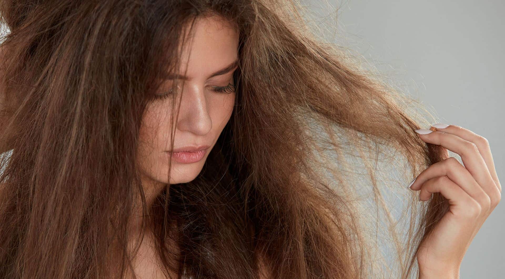 جفاف الشعر في الصيف| الأسباب وكيفية العلاج