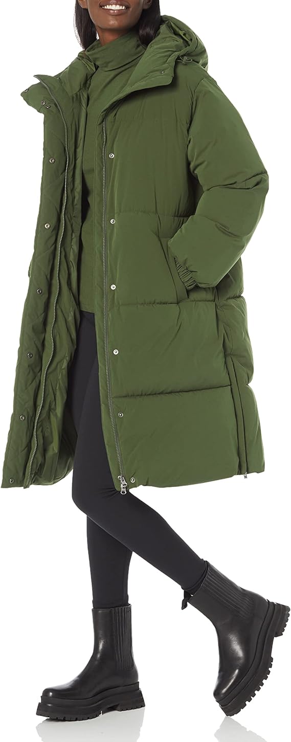 معطف Puffer الأخضر يتربع على عرش الموضة النسائية