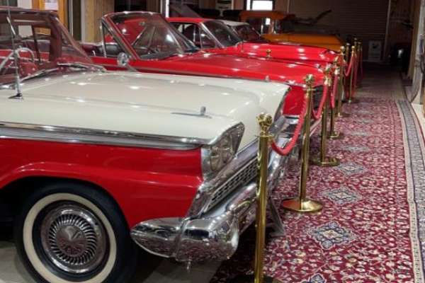 متحف السيارات الكلاسيكية في بريدة