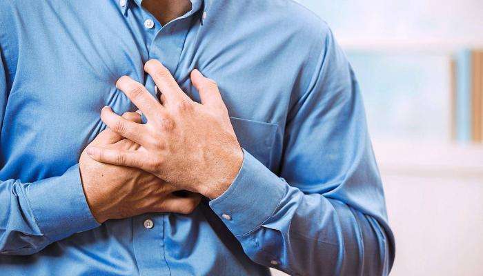 ما هي العوامل المسببة لجلطات القلب؟ .. احذر منها