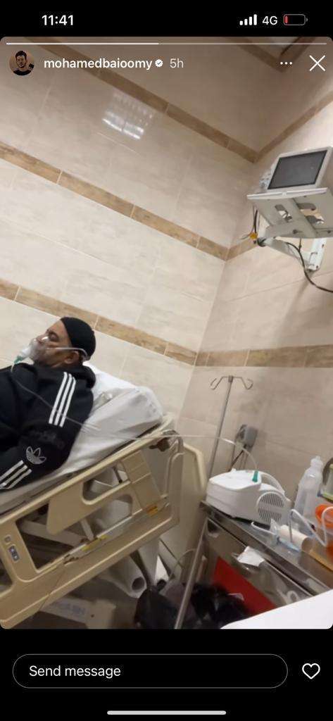 على جهاز الأكسجين.. بيومي فؤاد ونجله في المستشفى بعد تعرضهما لأزمة صحية (صور وفيديو)