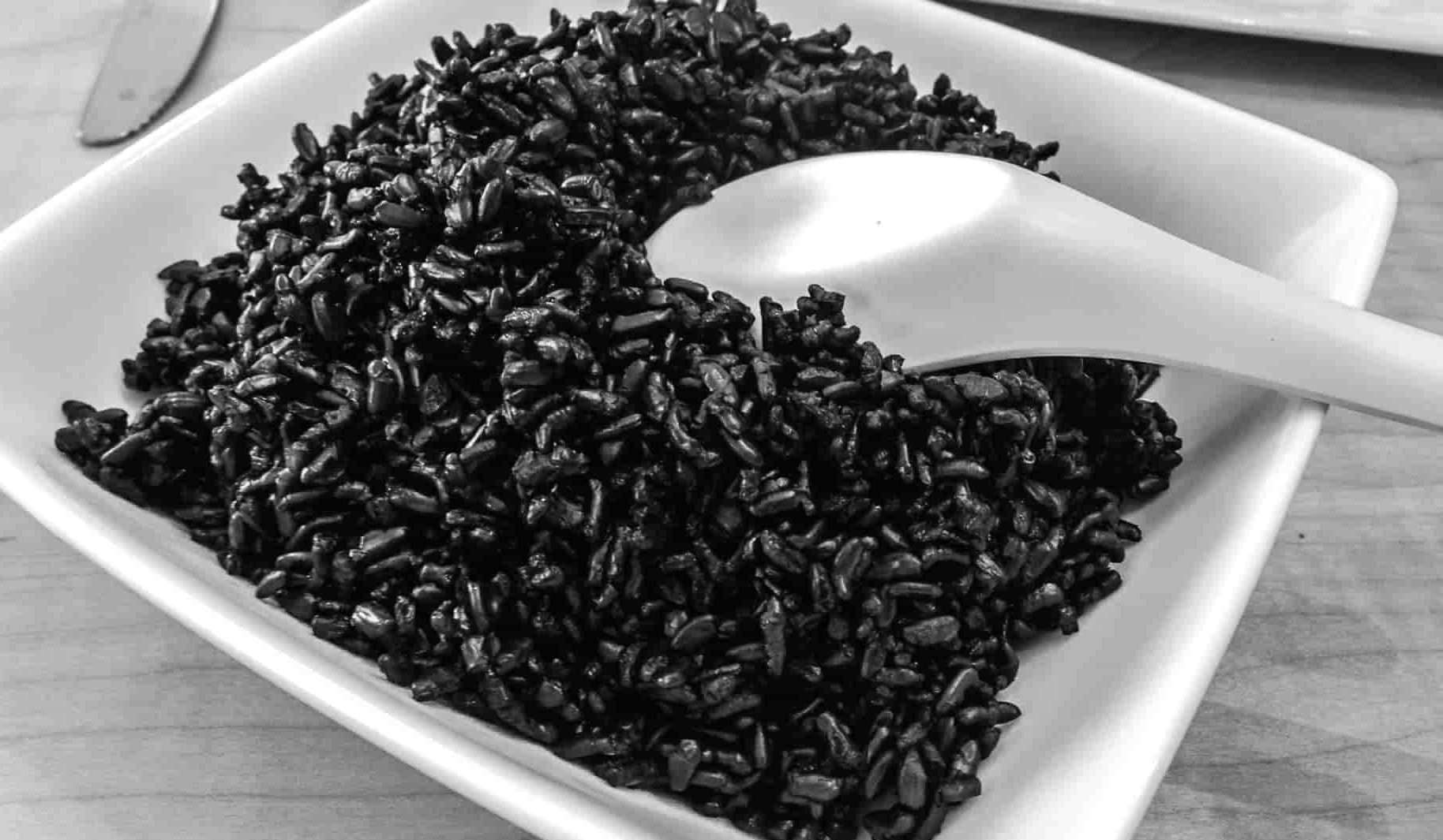 فوائد الأرز الأسود الرائعة