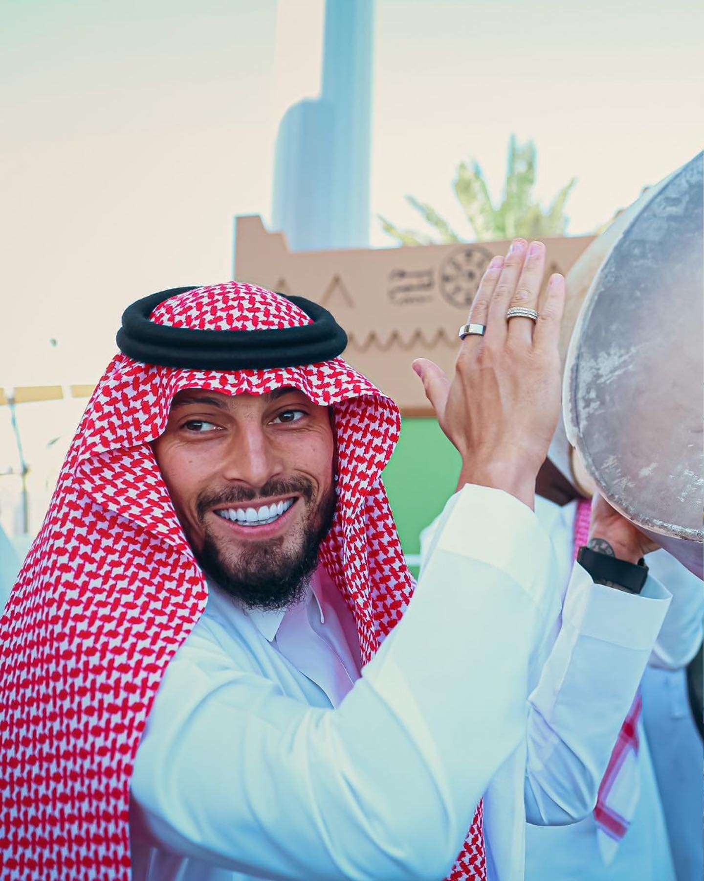 لاعبو النصر بالزي السعودي